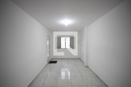 Sala de casa para alugar com 4 quartos, 180m² em Vila Ernesto, São Paulo