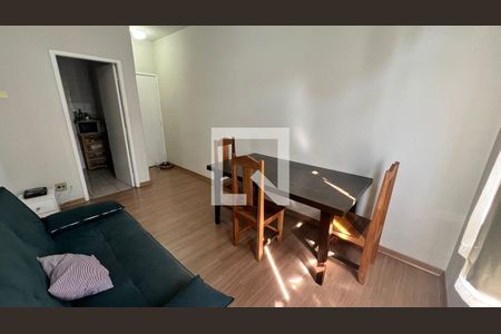 Sala de apartamento à venda com 2 quartos, 70m² em Centro, Belo Horizonte