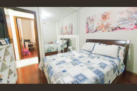 Quarto 01 - Suite de casa para alugar com 3 quartos, 105m² em Jardim Leblon, Belo Horizonte