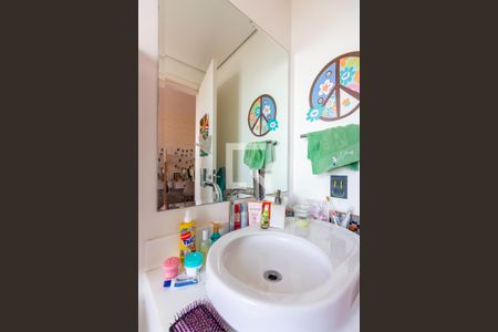 Apartamento à venda com 187m², 3 quartos e 3 vagas Apartamento à venda com 187m², 3 quartos e 3 vagasBanheiro da Suíte 1