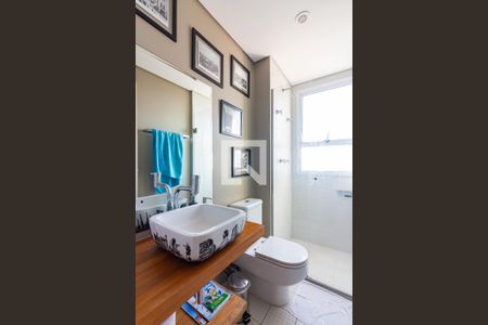 Apartamento à venda com 187m², 3 quartos e 3 vagas Apartamento à venda com 187m², 3 quartos e 3 vagasBanheiro da Suíte 2