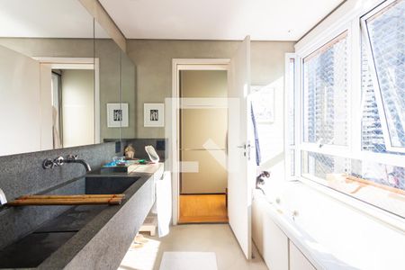 Apartamento à venda com 187m², 3 quartos e 3 vagas Apartamento à venda com 187m², 3 quartos e 3 vagasBanheiro da Suíte 3