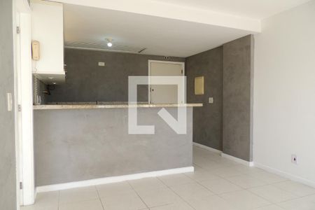 Sala/Cozinha de apartamento para alugar com 1 quarto, 60m² em Barra da Tijuca, Rio de Janeiro