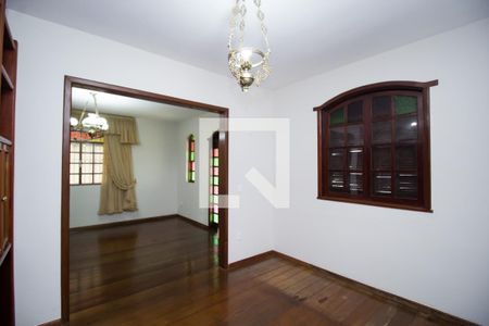 Sala 2 de casa à venda com 5 quartos, 340m² em Aparecida, Belo Horizonte