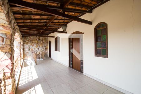 Varanda da Sala de casa à venda com 5 quartos, 340m² em Aparecida, Belo Horizonte