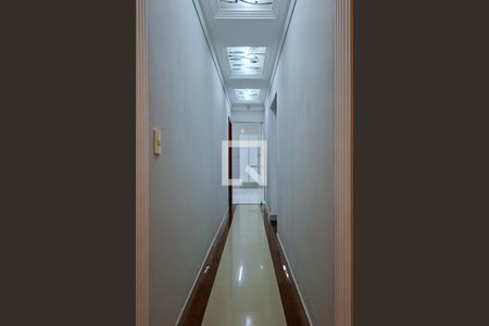 Corredor de casa para alugar com 4 quartos, 173m² em Vila Caiçara, Praia Grande