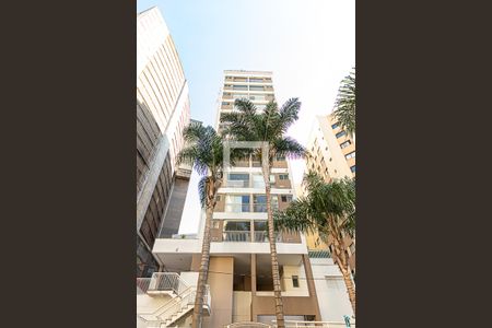 Apartamento à venda com 56m², 2 quartos e 1 vaga Apartamento à venda com 56m², 2 quartos e 1 vagaFachada