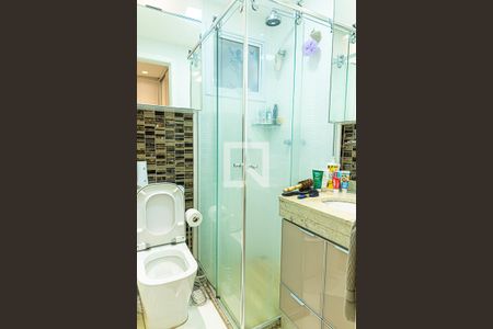 Apartamento à venda com 56m², 2 quartos e 1 vaga Apartamento à venda com 56m², 2 quartos e 1 vagaBanheiro