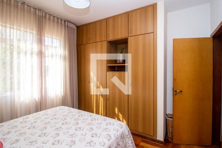 Suite de apartamento à venda com 3 quartos, 88m² em Sagrada Família, Belo Horizonte