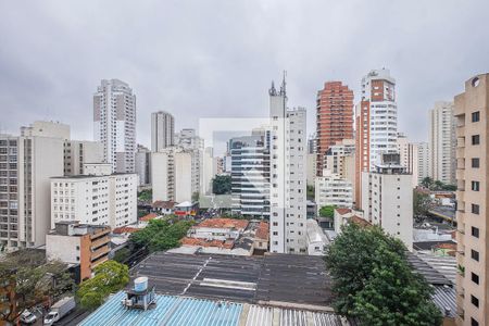 Sala - Vista de apartamento à venda com 2 quartos, 105m² em Pinheiros, São Paulo