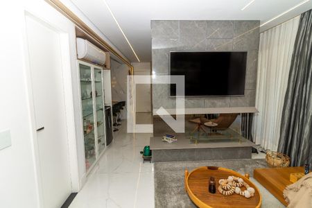 Sala de TV de apartamento à venda com 3 quartos, 134m² em Vila Anastácio, São Paulo