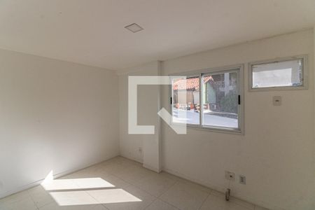 Suíte de apartamento para alugar com 3 quartos, 110m² em Recreio dos Bandeirantes, Rio de Janeiro