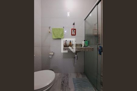 Banheiro de casa à venda com 3 quartos, 227m² em Salgado Filho, Belo Horizonte