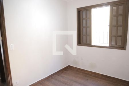 Quarto de casa para alugar com 2 quartos, 60m² em Vila Zulmira, São Paulo