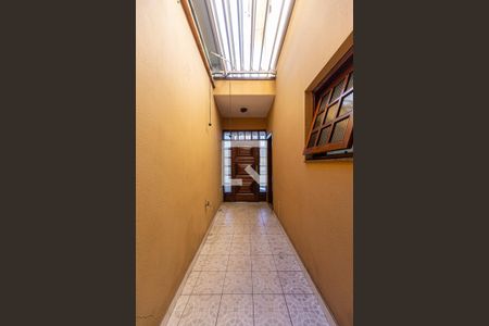 Casa à venda com 160m², 2 quartos e 3 vagas Casa à venda com 160m², 2 quartos e 3 vagasCorredor Externo