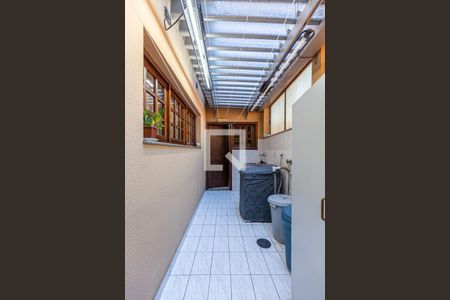 Casa à venda com 160m², 2 quartos e 3 vagas Casa à venda com 160m², 2 quartos e 3 vagasÁrea de Serviço