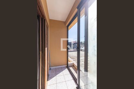 Casa à venda com 160m², 2 quartos e 3 vagas Casa à venda com 160m², 2 quartos e 3 vagasVaranda da Suite 2