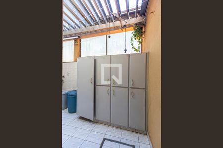 Casa à venda com 160m², 2 quartos e 3 vagas Casa à venda com 160m², 2 quartos e 3 vagasÁrea de Serviço