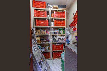 Casa à venda com 160m², 2 quartos e 3 vagas Casa à venda com 160m², 2 quartos e 3 vagasQuarto de Serviço