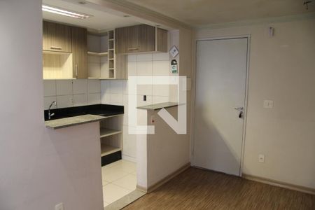 Sala de apartamento para alugar com 2 quartos, 48m² em Centro, Guarulhos