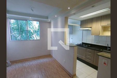 Sala de apartamento para alugar com 2 quartos, 48m² em Centro, Guarulhos