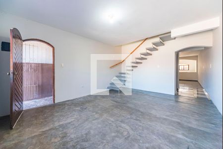 Sala de casa à venda com 4 quartos, 250m² em Parque Gerassi, Santo André