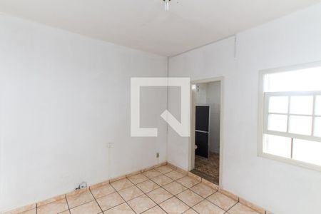 Sala   de casa de condomínio para alugar com 1 quarto, 32m² em Vila Irmãos Arnoni, São Paulo