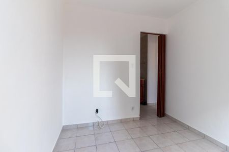 Quarto 1 de apartamento para alugar com 2 quartos, 55m² em Conjunto Residencial José Bonifácio, São Paulo