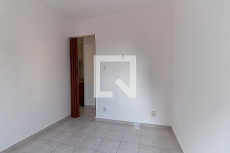 Quarto 2 de apartamento para alugar com 2 quartos, 55m² em Conjunto Residencial José Bonifácio, São Paulo