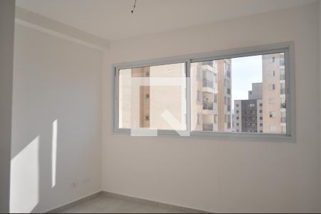 Sala/Quarto de apartamento à venda com 1 quarto, 24m² em Vila Mazzei, São Paulo