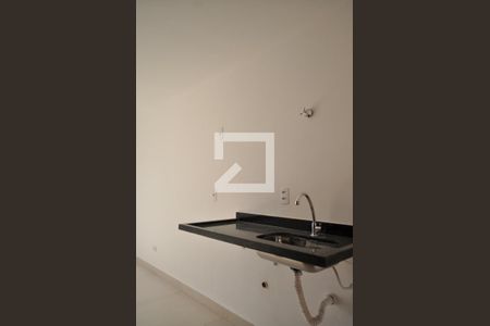 Cozinha de kitnet/studio à venda com 1 quarto, 23m² em Vila Mazzei, São Paulo