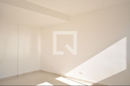 Sala/Quarto de kitnet/studio à venda com 1 quarto, 23m² em Vila Mazzei, São Paulo