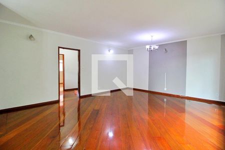 Sala de casa para alugar com 3 quartos, 320m² em Vila Curuçá, Santo André