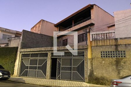 Casa à venda com 3 quartos, 151m² em Vila Olinda, São Paulo