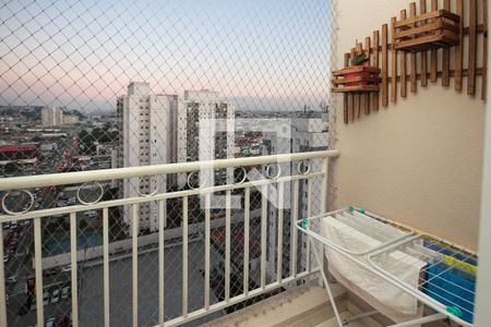 Varanda de apartamento à venda com 2 quartos, 60m² em Vila Antonieta, São Paulo