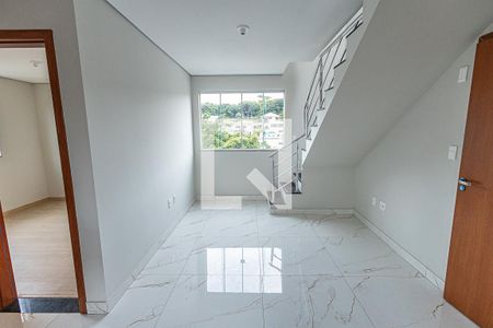 Sala de apartamento à venda com 2 quartos, 120m² em Letícia, Belo Horizonte