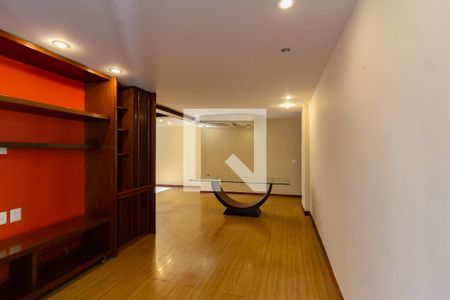 Detalhe da sala 1 de apartamento para alugar com 3 quartos, 100m² em Leblon, Rio de Janeiro