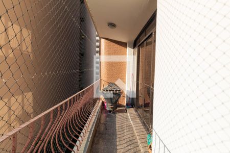 Sala - varanda de apartamento à venda com 4 quartos, 205m² em Pinheiros, São Paulo