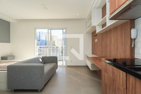 Sala/Quarto de kitnet/studio à venda com 0 quarto, 28m² em Liberdade, São Paulo