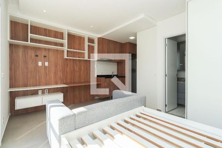 Sala/Quarto de kitnet/studio à venda com 0 quarto, 28m² em Liberdade, São Paulo