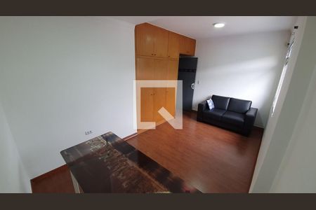 Casa à venda com 5 quartos, 179m² em Vila Olímpia, São Paulo