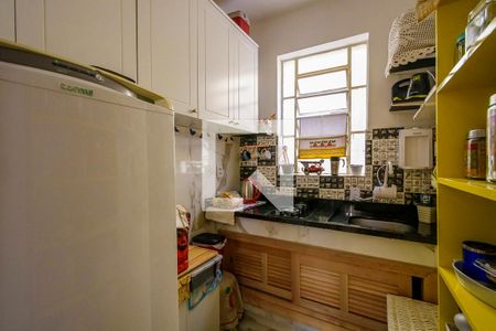 Cozinha de kitnet/studio à venda com 1 quarto, 28m² em Cidade Baixa, Porto Alegre
