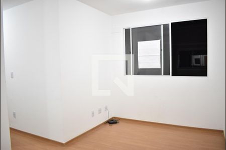 Sala de apartamento para alugar com 2 quartos, 42m² em Campo Grande, Rio de Janeiro