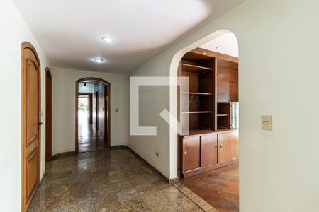 Hall de entrada de apartamento para alugar com 4 quartos, 248m² em Santa Cecilia, São Paulo