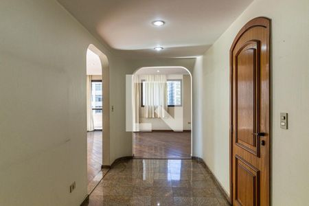 Hall de entrada de apartamento para alugar com 4 quartos, 248m² em Santa Cecilia, São Paulo