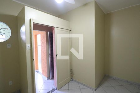 Quarto 2 de casa para alugar com 2 quartos, 50m² em Porto Velho, São Gonçalo