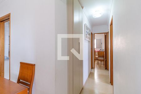 Corredor de apartamento à venda com 3 quartos, 74m² em Jaguaribe, Osasco