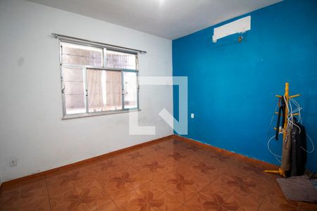 Quarto 2 de casa à venda com 5 quartos, 300m² em Braz de Pina, Rio de Janeiro