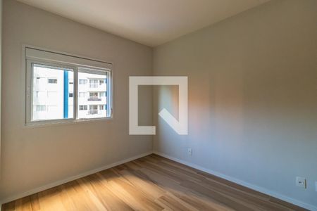 Quarto 2 de apartamento para alugar com 2 quartos, 52m² em Alphaville Empresarial, Barueri