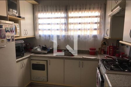 Casa à venda com 3 quartos, 250m² em Jardim Utinga, Santo André